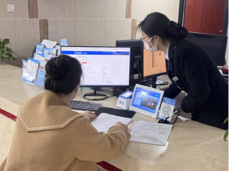 <a href="./xwzx/xwdt/202511/t20251114_733822.html">大厅动态丨“免证办”跑出便民加速度，鄂州政务服务暖人心</a>